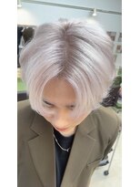 オリビアヘアー(OLIVIA HAIR) ホワイトミルクティーで黄ばみ補正