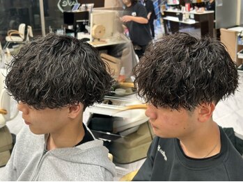 ウェーブス 大宮西口店(wave's)の写真/ニュアンスパーマや波巻きツイスパなどのMen'sパーマもお任せ!トレンド×再現性の高いスタイルをご提案☆