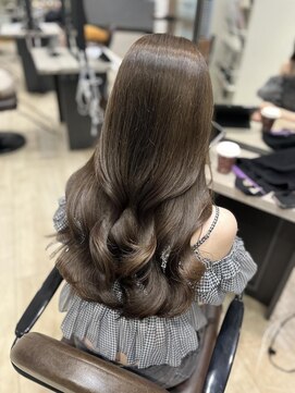 ユーフォリア 銀座本店(Euphoria) Mako オリーブグレージュ ヘーゼルベージュ 秋カラー