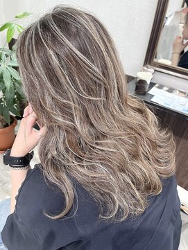 ベルヘアーデザイン 堺東(Belle hair Design) ハイライトレイヤーカットイルミナカラー20代30代40代堺東