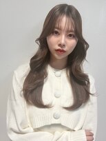 ユーフォリア エヌ 池袋サンシャイン通り店(Euphoria +n)&nbsp;ロングレイヤー 韓国ヘア 透明感ブラウン