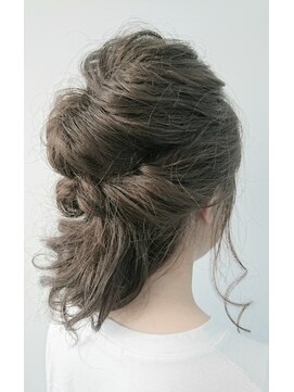 ヘアーアンドアイラッシュ ヨーク(Hair&eyelash york's) ルーズウェーブアップスタイル