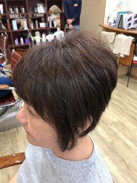 ヘアークラブワイズ(Hair Club Yz) 大人綺麗でシャープなショートヘアー