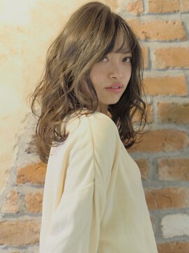 イロ(Ilo) アドミオカラー