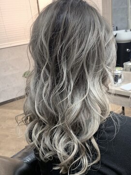 ヴィヴ(VIVE) ホワイトシルバーバレ