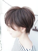 フェアスティックリヒト(VERSTECK Licht) 大人のこなれショート＋チラ見せイヤリングカラー