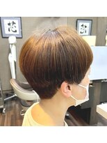 エノモト(ENOMOTO) ハニーベージュ刈り上げ襟足スッキリ大人キレイマッシュショート