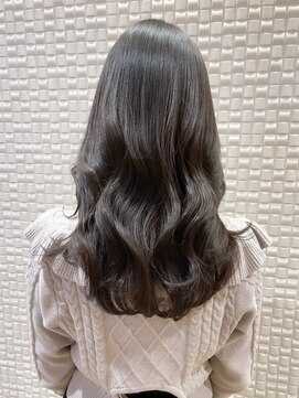 オリーブスバイネオリーブ(Olive's by neolive) イメチェン_ホワイトブロンド_外ハネボブ_美髪_ワイドバング