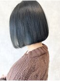 ボブ×インナーカラー