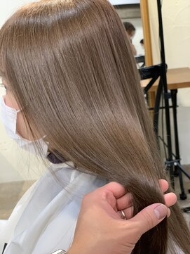 アールプラスヘアサロン(ar+ hair salon) ナチュラルベージュカラー