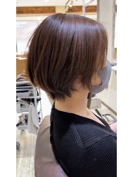 ティアラ 桜木町(TIARA) ひし形ショート/20代/30代/40代/大人美人ショート/ショートボブ