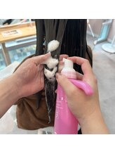 《西新店/百道浜店》泡のトリートメント【Aujua‐オージュア】徹底的な内部補修「浸透・均一化」