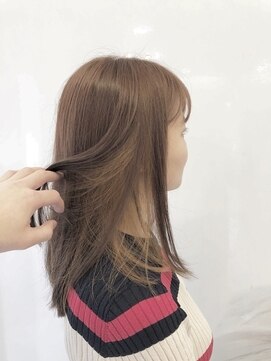 デザイニングヘアードゥ(designing hair Deux) インナーミルクティーカラー