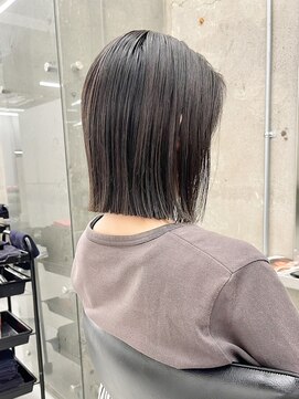 ノエ(noe) 切りっぱなしボブ×透明感カラーR-30