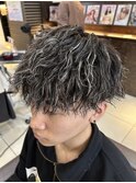 ホワイトメッシュ　ハイライトカラー　ツイストスパイラル