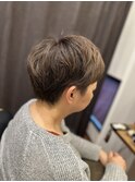 グレージュベリーショート