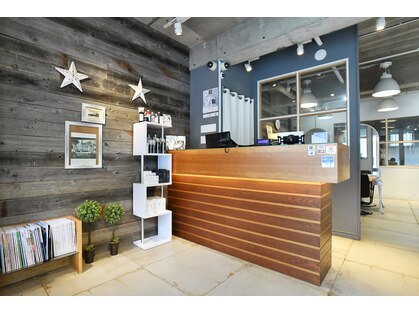 アーサス ヘアー デザイン 浦安店(Ursus hair Design by HEADLIGHT)の写真
