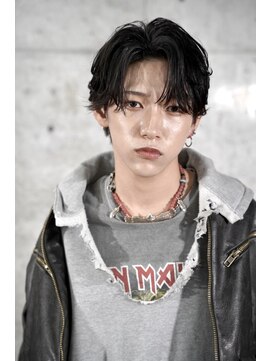 クロムトウキョウ ザ バーバー ネオン 新宿店(CHROM TOKYO the Barber ne/on) ニュアンスパーマ×センターパート