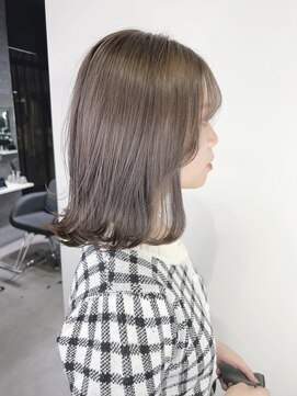 アミ(Ammi) ◆ショート/ボブ/レイヤー/イルミナカラー/髪質改善/縮毛矯正
