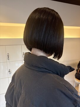 シベルバレー 横浜(sibell) ミニボブレイヤー丸みボブ前髪ありボブ顔周りレイヤー