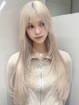 ソル 栄矢場町(SOL)&nbsp;ホワイトベージュ/ホワイトカラー/バタフライレイヤーカット