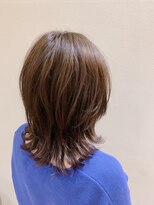 ヌーク(NUUK) 大人女性の外ハネ×ミディアムレイヤー