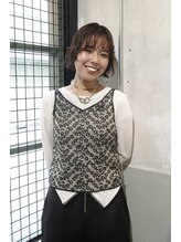 伊藤萌衣（イトウメイ）ってどんな人？ナチュラルだけど目を惹くヘアスタイルをつくるのが得意です◎