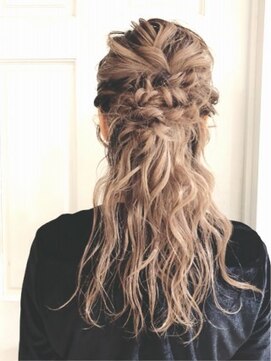 ネオリーブ チッタ 阿佐ヶ谷店(Neolive citta) パーティーハーフアップ