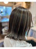 切りっぱなしボブ×ハイライト