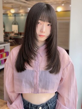 キートスバイガーランド (Kiitos by Garland) おしゃれ女子レイヤーロングウルフカットアッシュブラック