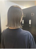 切りっぱなしボブスタイル