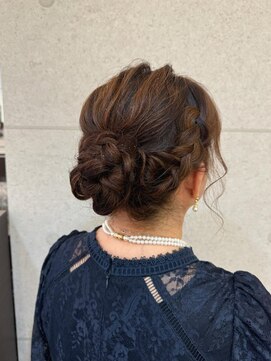 ヴィサージュ ギンザ VISAGE GINZA シニヨンスタイル