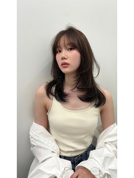 ワンエルディーケーヘアー(1LDK hair) ワンカールレイヤー×オリーブベージュ