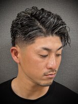 ダンパツ(DANPATSU)&nbsp;メッシュブリーチ＋パーマ＋スキンフェード