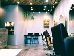 Agu hair maison 伊勢崎店【アグ ヘアー メゾン】