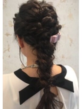 ジーナ 福岡天神(Zina) プチプラ☆ヘアアレンジ♪