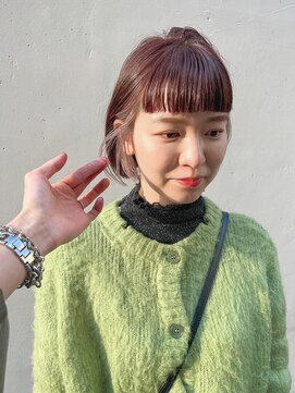 デイジードゥ(Daisy duex) ピンクインナーカラーボブ ベビーバング 切りっぱなしボブ