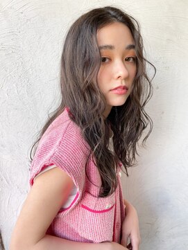 メーヴェ(Mowen) mowen×外ハネミディアム×小顔カット×ダークアッシュ