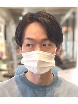 マニス(manis) メンズ前髪なしカットミディアムブラックツーブロック