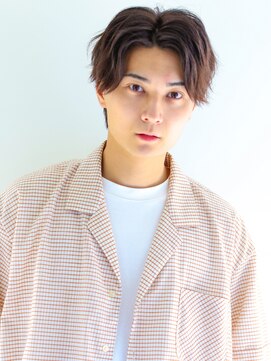 ラミ(L'ami) ミディアムウルフ　コンマバング　かき上げヘア　韓国