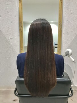 エマ(emma) ★ナチュラル縮毛矯正★艶髪ロング★