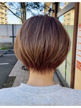 チョキナ(chokina.) ショートボブ×ベージュカラー