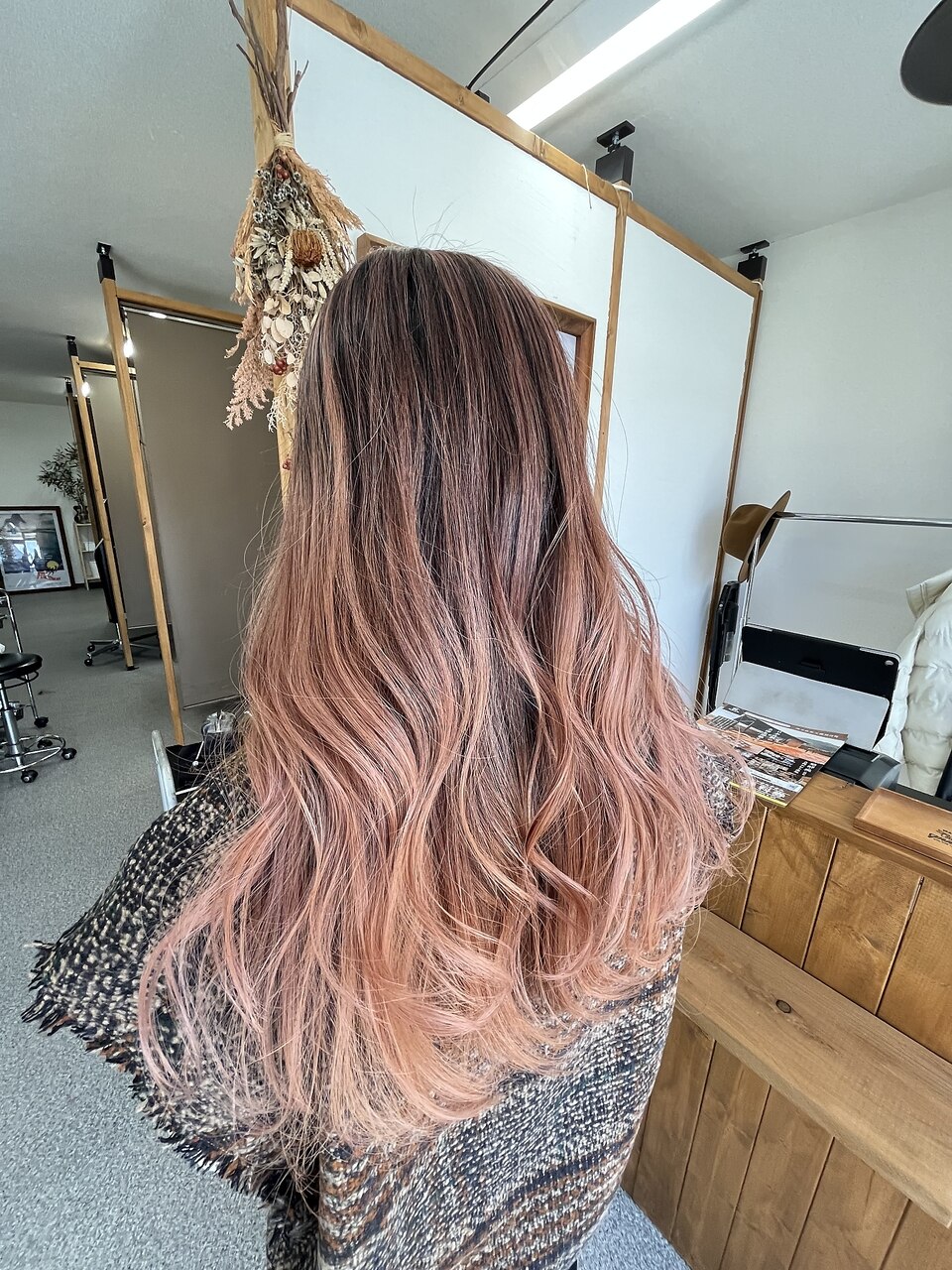 《タクマ限定》カット＋ブリーチ(ハイライトも)＋カラー　\20000→\17000