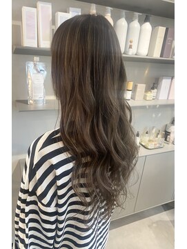 ヘアメイク ミエル(HAIR MAKE miel) やわらか曲線美ロング