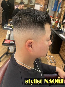 ムア(MUA) スキンフェード　ベリーショート