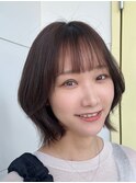 20代30代ぱっつん前髪で可愛いくびれボブ