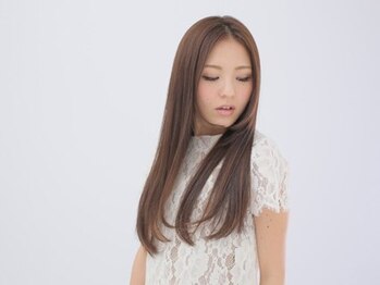 イズムワークショップ(ISM WORK SHOP)の写真/気になるクセやうねりを解消し、朝のお手入れも簡単！思わず触れたくなるような滑らかな手触りの美髪に…♪