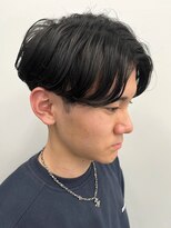 セプト 博多(SEPT.)&nbsp;センターパート アッシュ 艶感 メンズショート ツーブロック