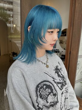 アトリエ ポルト(atelier porto) 【 porto神戸 】ターコイズブルー × ウルフレイヤーcut