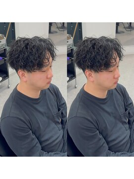 ブライト(BRIGHT) ツイストスパイラルパーマセンターパート